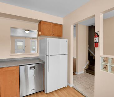 For Lease - 1312 Alness Court Unit# 20, Cyrville - Carson Grove - P... - Photo 5