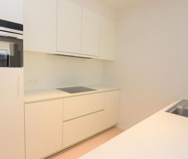 Appartement te huur in Knokke voor € 1.600 met 2 slaapkamers - Foto 4