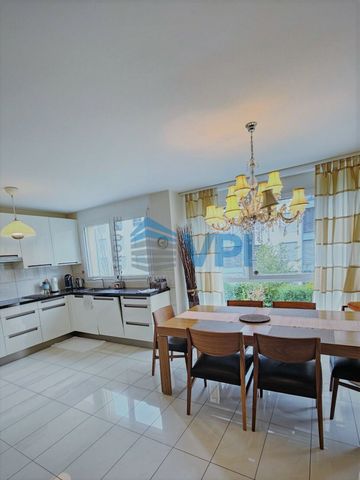 Magnificent 5-room apartment of approx. 126m2 on 1st floor - Photo 5