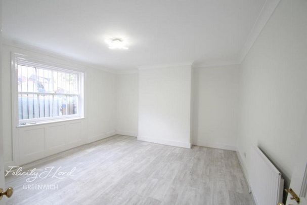 4 bedroom semi-detached house to rent - Photo 1