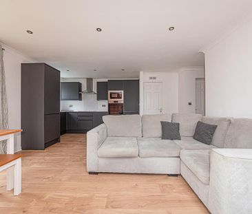 2 bedroom apartment to rent - Photo 6