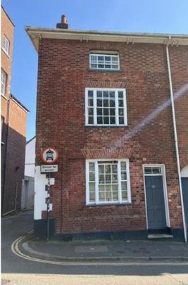 1 bedroom ground floor flat to rent - Photo 1