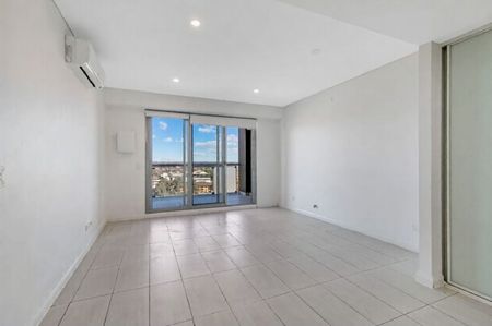 Unblockable view | Tiles in lounge - Photo 2