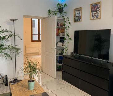 Appartement à louer 2 pièces • 38,14 m2 Nîmes - Photo 2