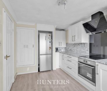 2 bedroom Flat To Let - Photo 4
