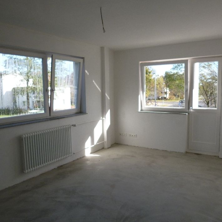 Elegantes Wohnen: Modernisierte 3-Zimmer-Wohnung mit Essdiele und sonniger Loggia - Photo 1