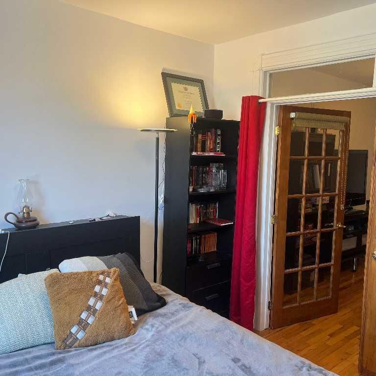 Grand 5 ½, 3 BR,/libre imméd., 2ieme,Métro Préfontaine+poss parking - Photo 1