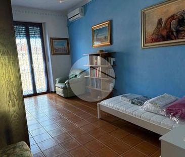 Trilocale in affitto - Photo 2