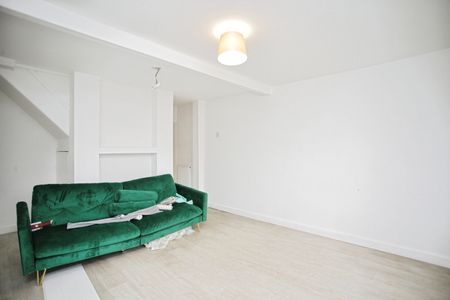 The Green, Rugby, Long Lawford - Photo 2