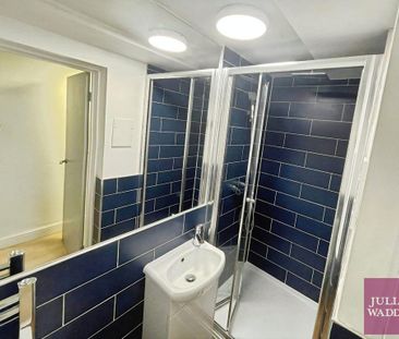 1 bedroom in a house share to rent - Photo 6