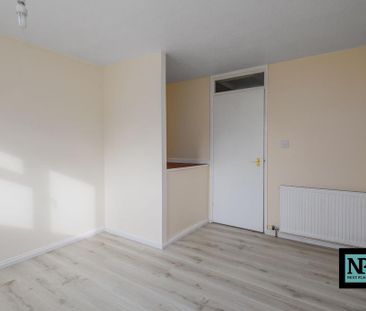 4 bedroom terraced house to rent - Photo 3