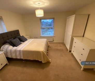 3 bedroom semi-detached house to rent - Photo 3