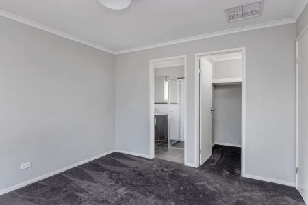 Three Bedroom Two Bathrooms In Wanted Locale - Photo 4