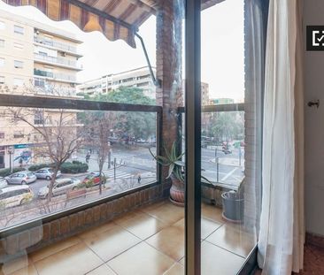 valencia, Valencian Community 46022 - Photo 4