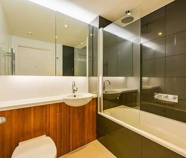 Victory Parade, Stratford, E20 - Photo 3