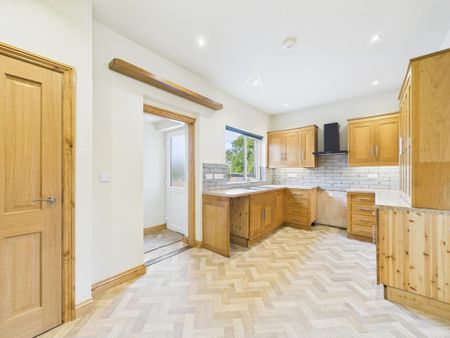 3 bedroom terraced house to rent - Photo 4