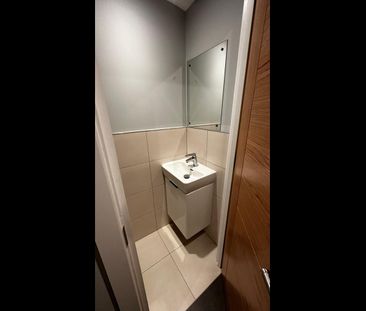 Room in a Shared Flat, Waldo Road, NW10 - Photo 5