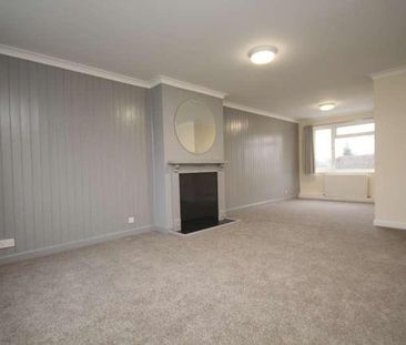 Wentworth Crescent Maidenhead Berkshire, SL6 - Photo 4