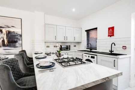 6 bedroom house to rent - Photo 4