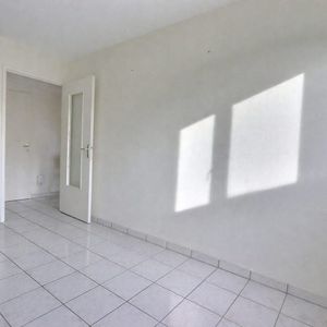 Appartement à louer, 2 pièces - Clermont-Ferrand 63000 - Photo 2