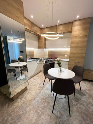 Wysoki Standard! Centrum, 2 pokoje, parking. - Zdjęcie 4