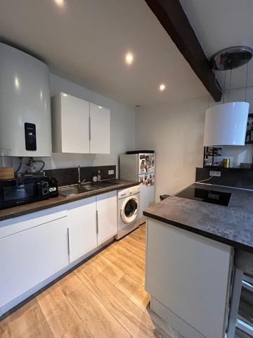 Location Appartement 2 pièces 27m² NICE 06100 - Photo 3