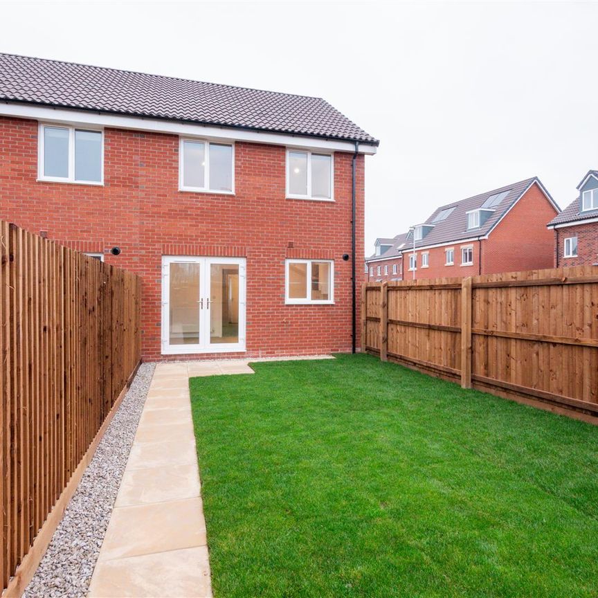 3 Bedroom House To Rent - Photo 1