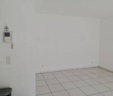 Location Appartement 2 pièces 63m² - Photo 1