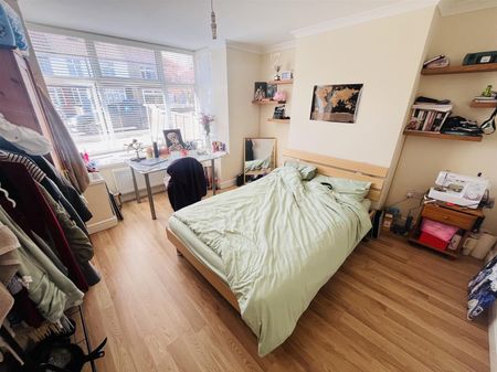 Cropthorne Road, Bristol - Photo 3