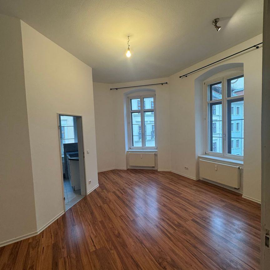 geräumige 3- RWE mit Balkon in der Görlitzer Altstadt ! - Photo 1