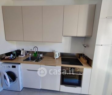 Trilocale in Affitto in Via Castel Morrone 10 a Milano - Photo 4