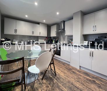 5 Bedroom Semi-Detached House for rent in St. Michaels Terrace - Photo 4