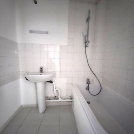 Location Appartement 3 pièces 44m² CAEN 14000 - Photo 4