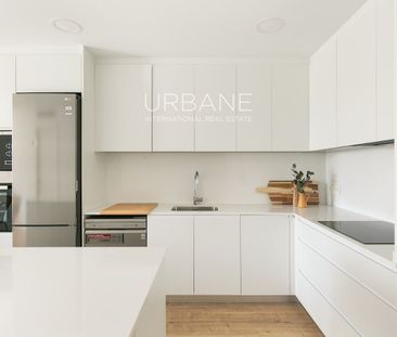 PISO DE TRES HABITACIONES MODERNO Y LUMINOSO CERCA DE LA SAGRADA FA... - Foto 3