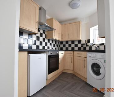 1 bedroom flat to rent - Photo 6