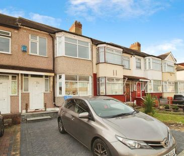 3 bedroom terraced house to rent - Photo 5