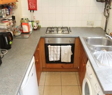 Montague Road (3 bed) - Photo 3