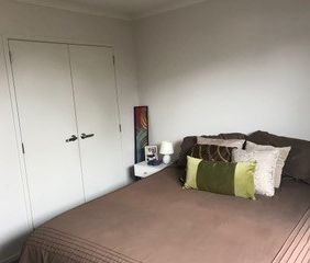 Here is your opportunity to move into a near-new, two bedroom unit ... - Photo 4