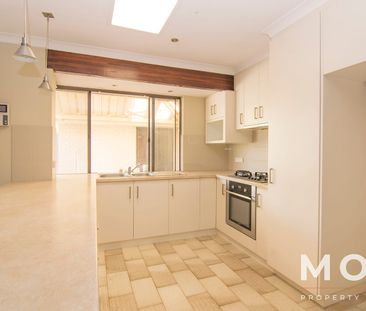 MASSIVE 5 X 2 IN FANTASTIC LOCATION - Photo 5