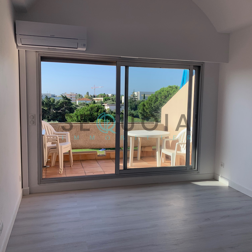 Location Appartement 2 pièces 29m² ANTIBES 06600 - Photo 1