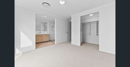 Spacious Modern Family Home in the Heart of Springfield - Photo 2