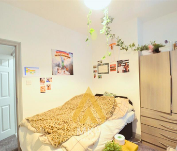 5 bedroom terraced house to rent - Photo 5