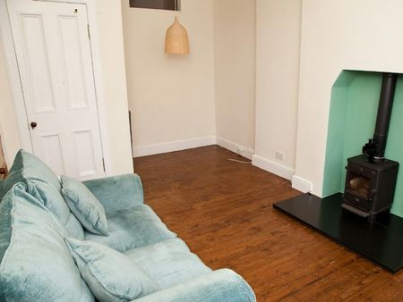 Waverley Park Terrace, Abbeyhill, Edinburgh EH8 - Photo 2