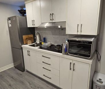 For Lease - 68 Puccini Drive, Richmond Hill, Ontario - Photo 1