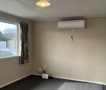 West Gore - 2 Bedroom Flat- $390 pw - Photo 1