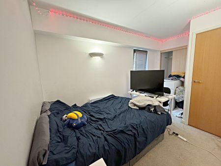 2 Bedroom Apartment - Photo 5