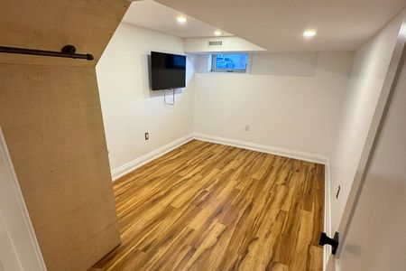 For Lease - 231 Mount Albion Road Unit# lower, Hamilton, Ontario - Photo 3