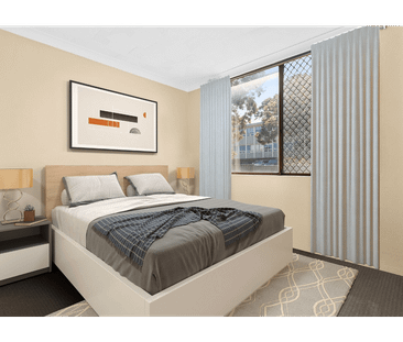 Light-Filled 2 Bedroom Apartment in Great Location - Photo 2