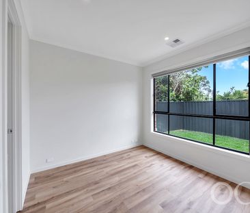 Open the Door to Modern Comfort and Effortless Living - Photo 6