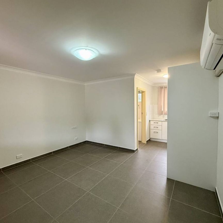 18/237 Sharp Street, Cooma - Photo 1
